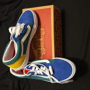 VANS Kids Old Skool Size 2
